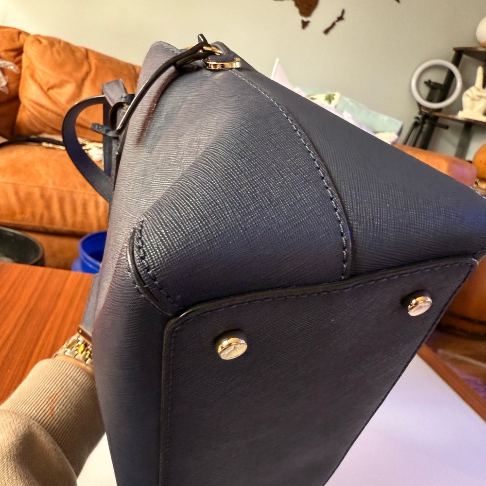 SOLD Kate Spade ♠️ Navy blue purse - Picture 11 of 15